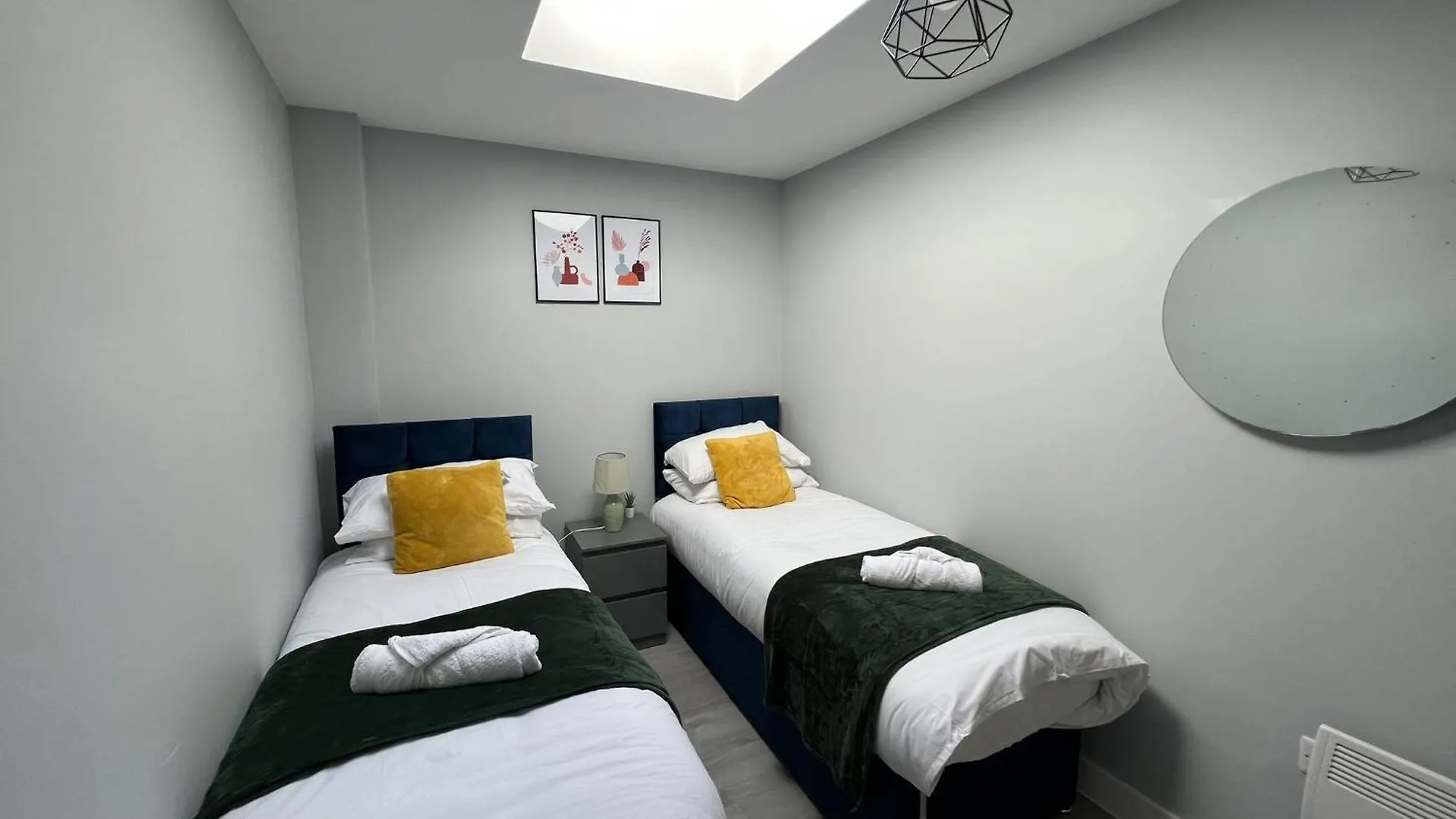 New Modern Flat! Monthly Discount! Near City Centre Cardiff Apartment