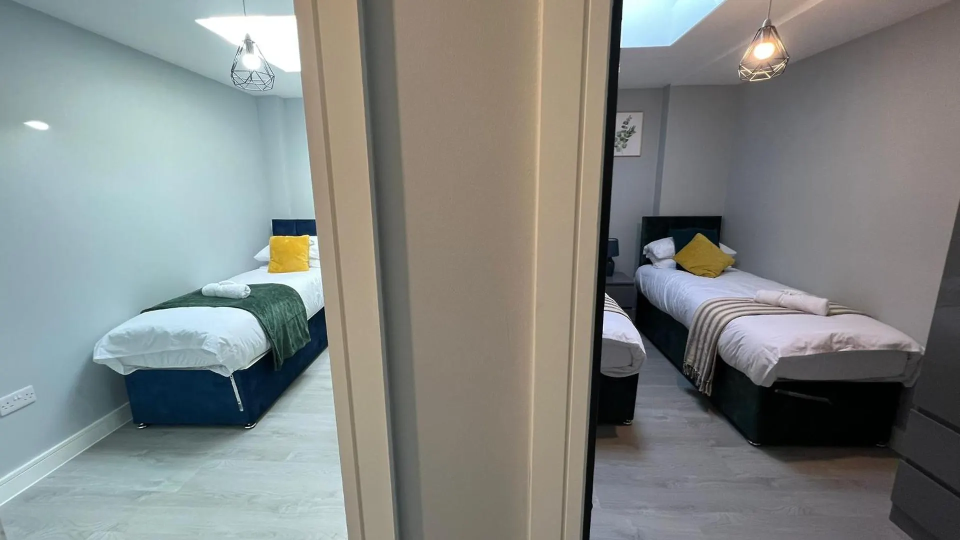 New Modern Flat! Monthly Discount! Near City Centre Cardiff
